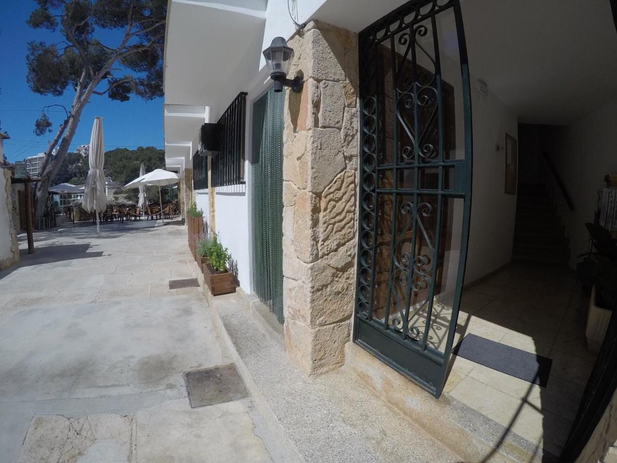 Hostal Playa Santanyi Ngoại thất bức ảnh