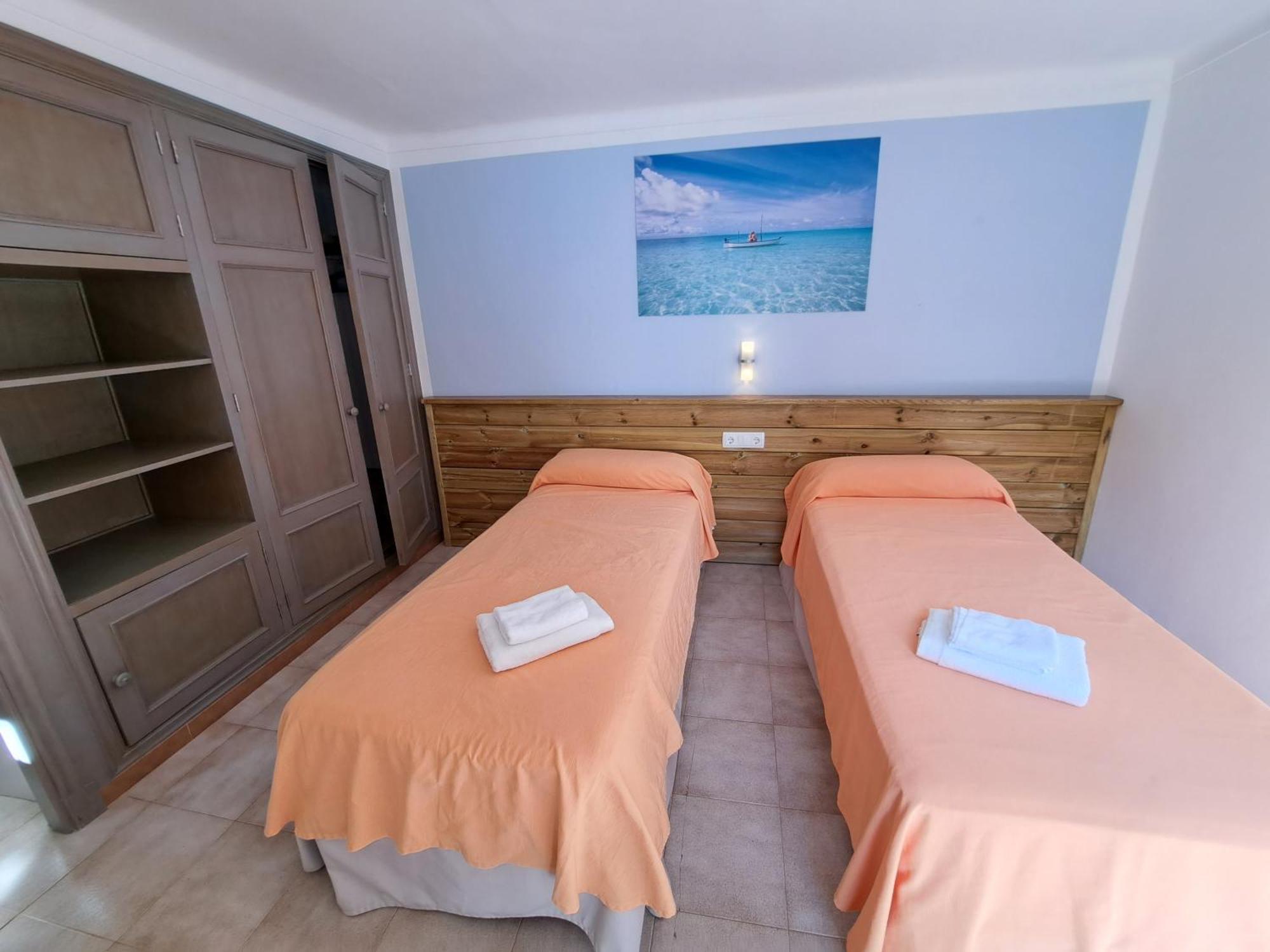 Hostal Playa Santanyi Ngoại thất bức ảnh