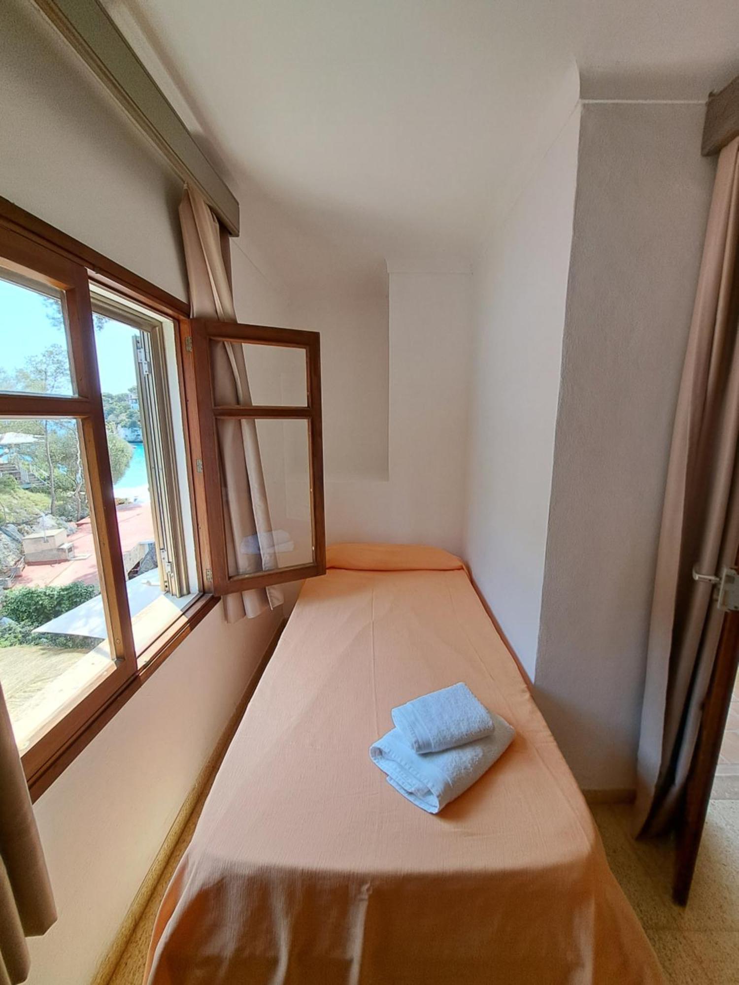 Hostal Playa Santanyi Ngoại thất bức ảnh